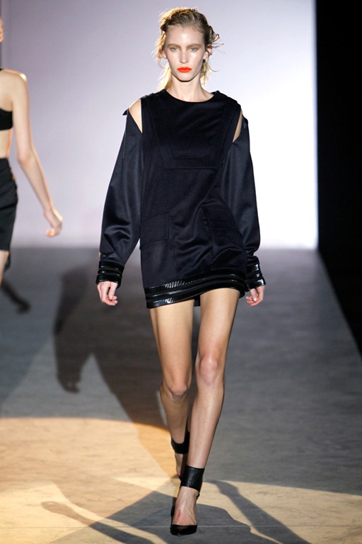 Wearable Trends: Hakaan Ready-To-Wear Fall 2011, Paris Fashion Week